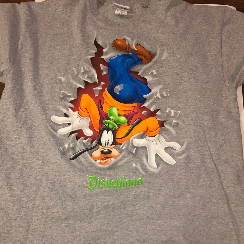 Disneyland Goofy shirt
